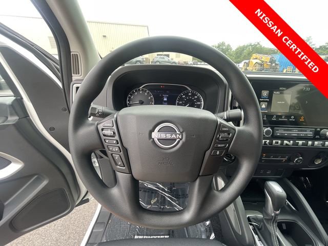 Certified 2025 Nissan Frontier SV image 14