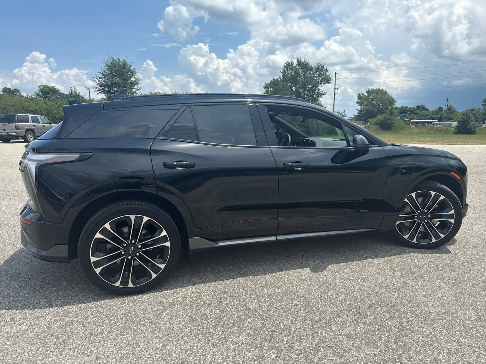 New 2025 Chevrolet Blazer EV SS w/ Performance Package AWD/4WD image 8