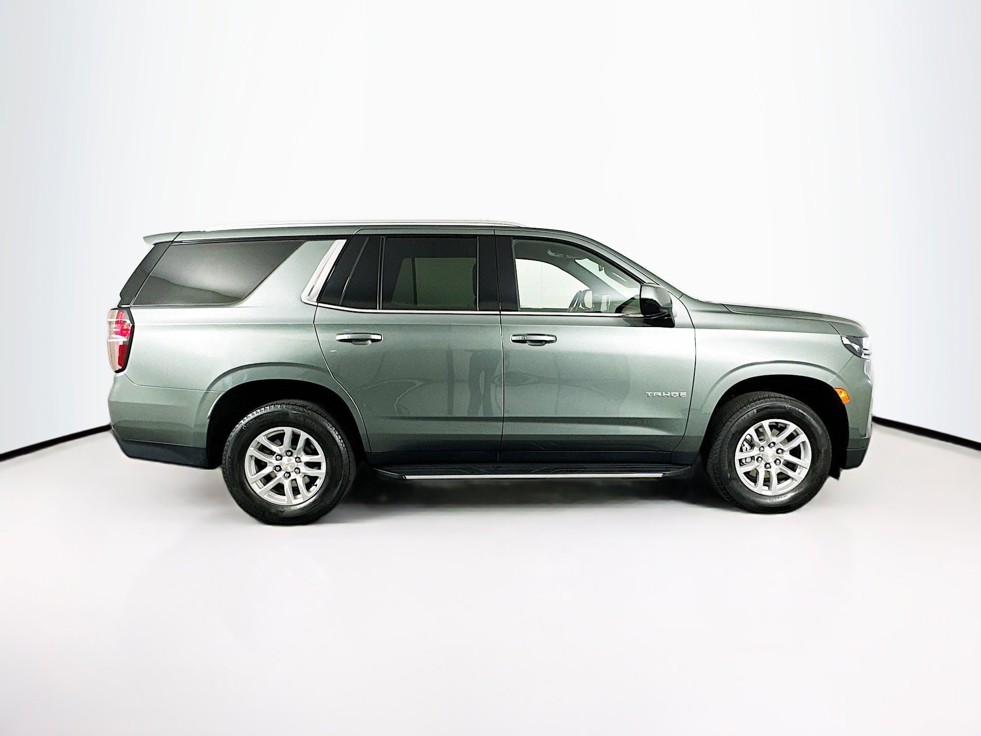 Used 2024 Chevrolet Tahoe LT image 10