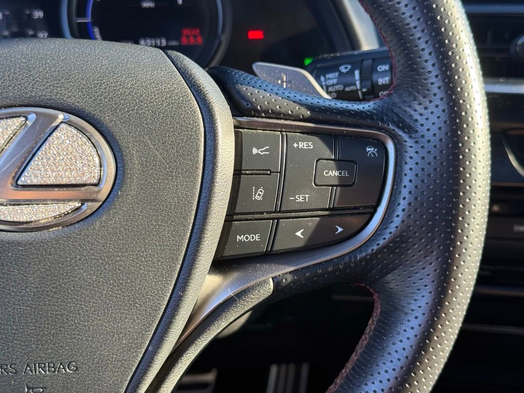 Used 2019 Lexus UX 250h F Sport w/ F Sport Premium Package image 31