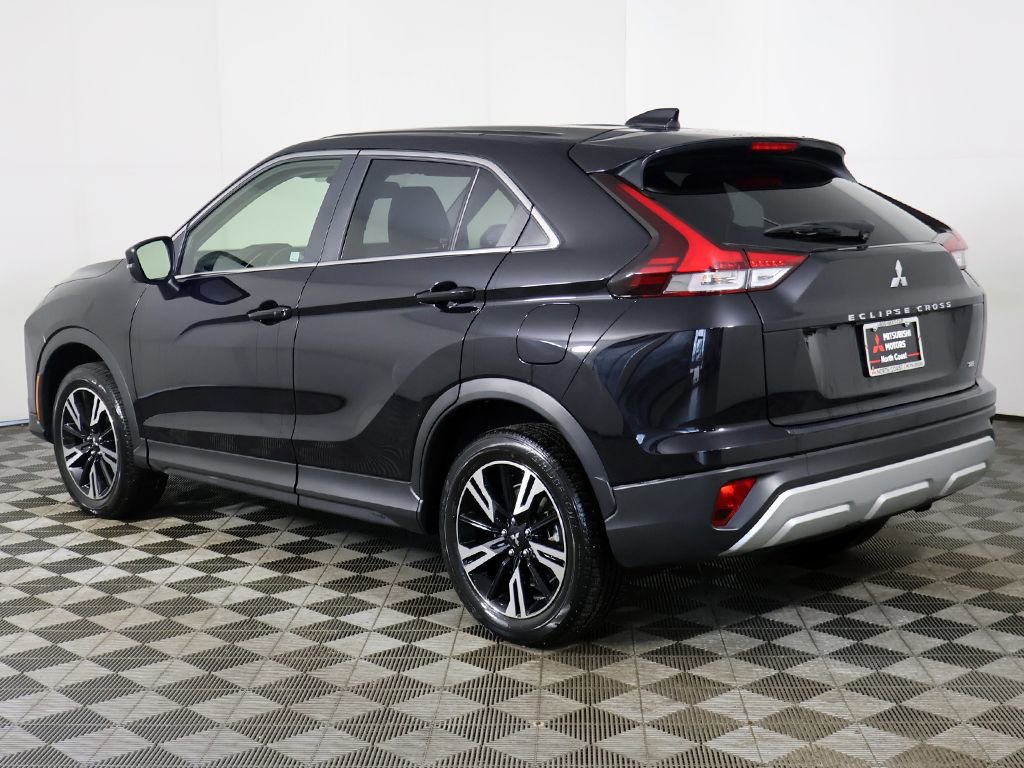 Used 2025 Mitsubishi Eclipse Cross SE image 9