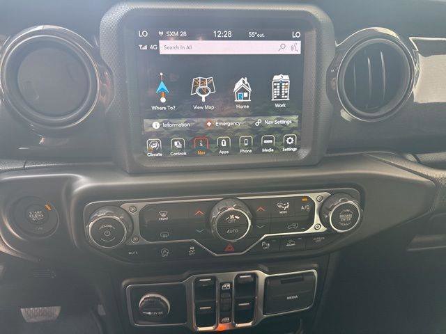 Used 2021 Jeep Gladiator Sport image 19