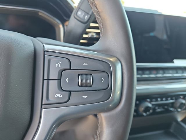 Used 2025 Chevrolet Silverado 2500 LTZ w/ LTZ Premium Package AWD/4WD image 18
