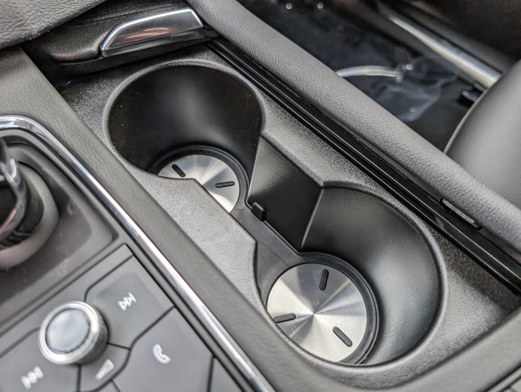 New 2025 Cadillac XT5 Luxury image 30