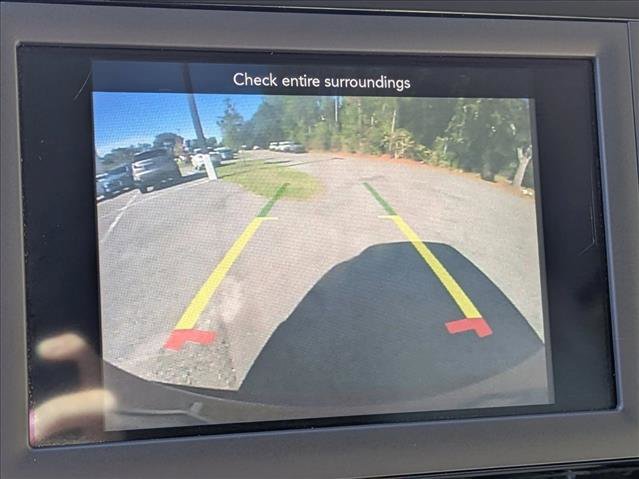 Used 2020 Chrysler Pacifica Touring-L image 12