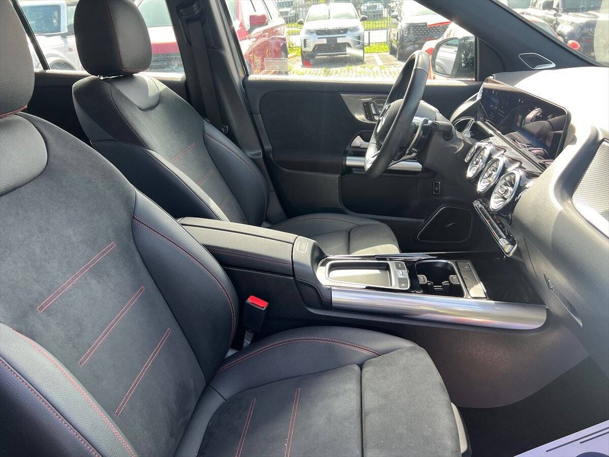 Used 2025 Mercedes-Benz GLA 35 AMG 4MATIC image 8