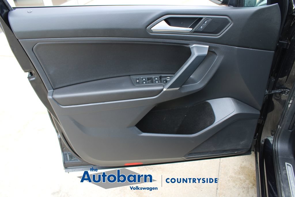 Certified 2020 Volkswagen Tiguan SEL AWD/4WD image 9