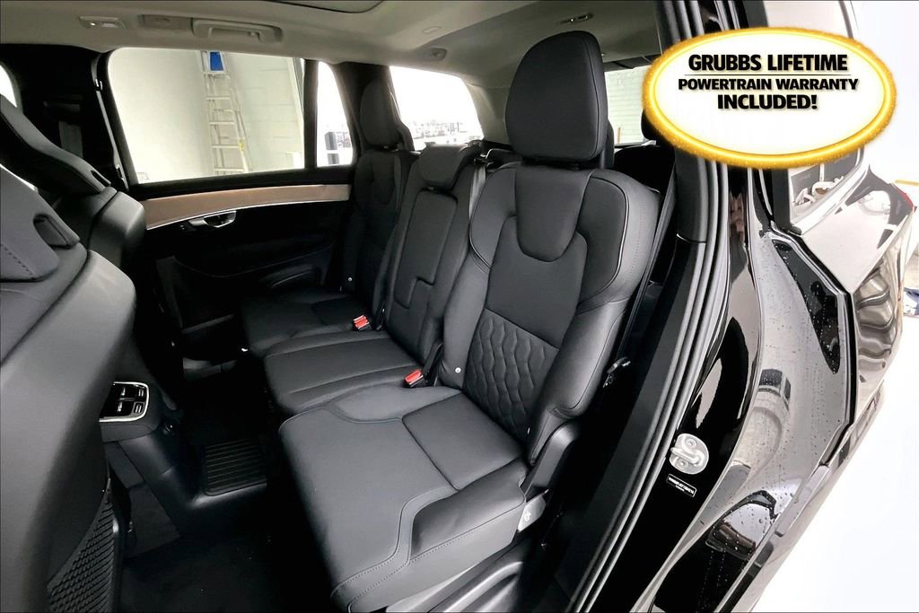 New 2026 Volvo XC90 T8 Core image 27