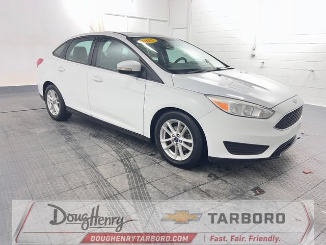 Used 2015 Ford Focus SE FWD image 4