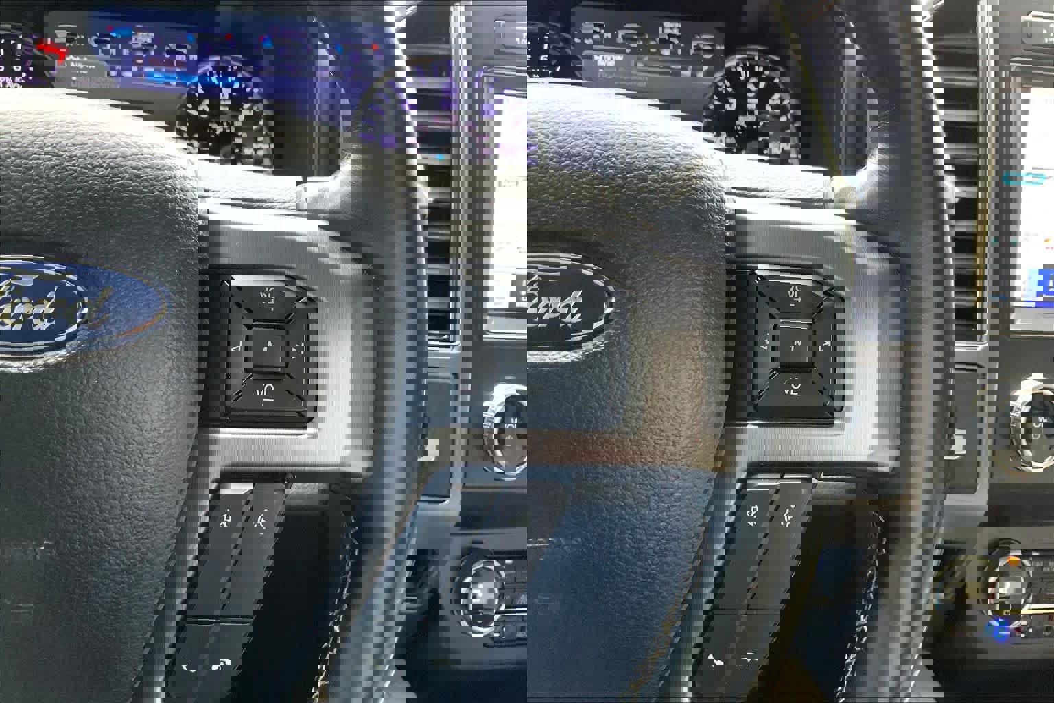 Used 2020 Ford Expedition Platinum image 25