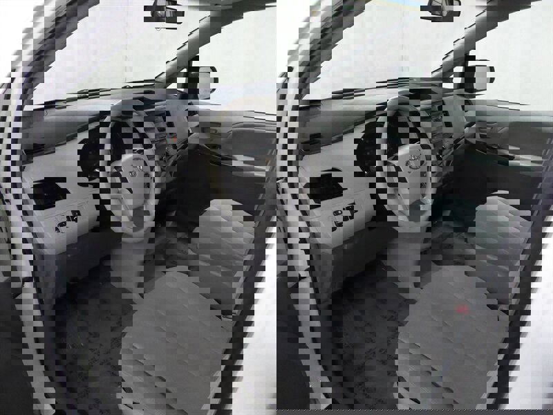 Used 2014 Toyota Sienna L image 13