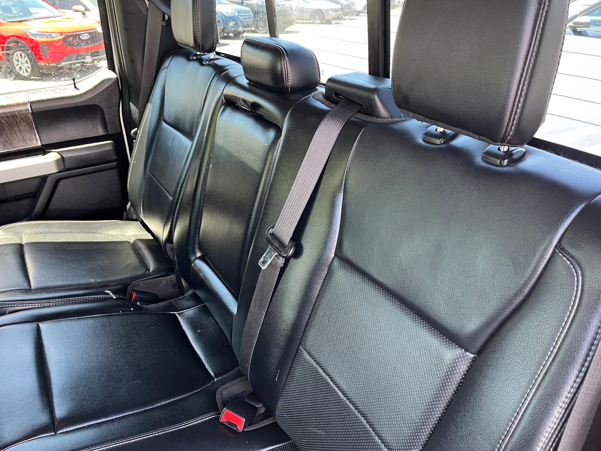 Used 2019 Ford F250 Lariat w/ Lariat Ultimate Package AWD/4WD image 14