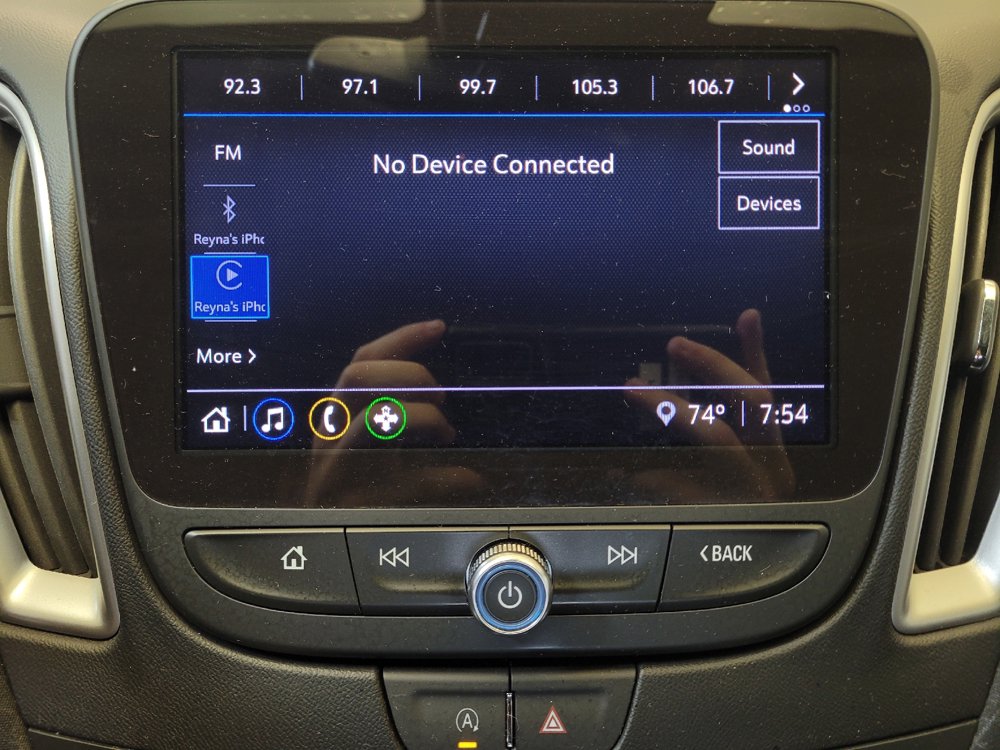 Used 2025 Chevrolet Malibu LS FWD image 25