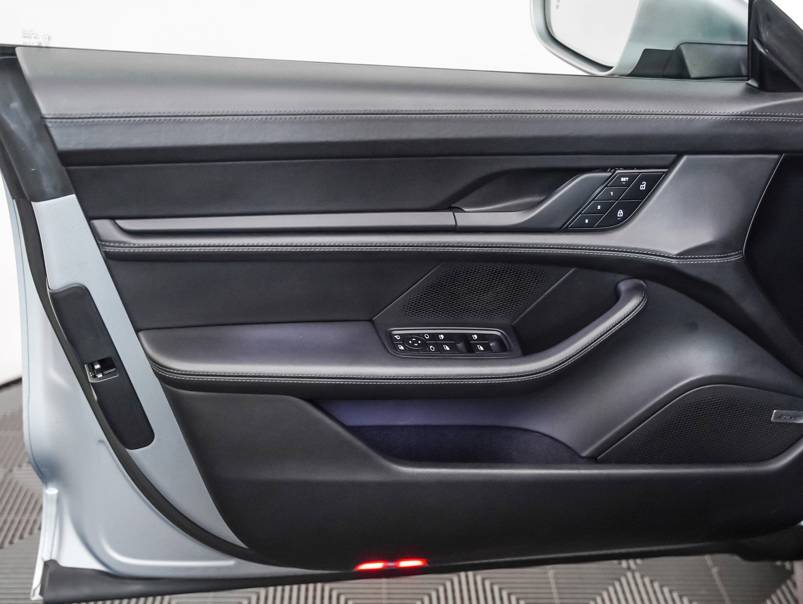 Certified 2023 Porsche Taycan image 23