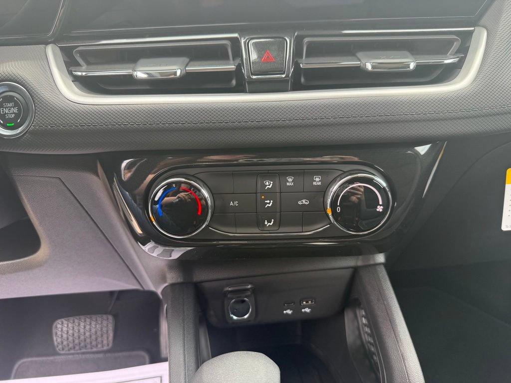 New 2026 Chevrolet TrailBlazer LT FWD image 33