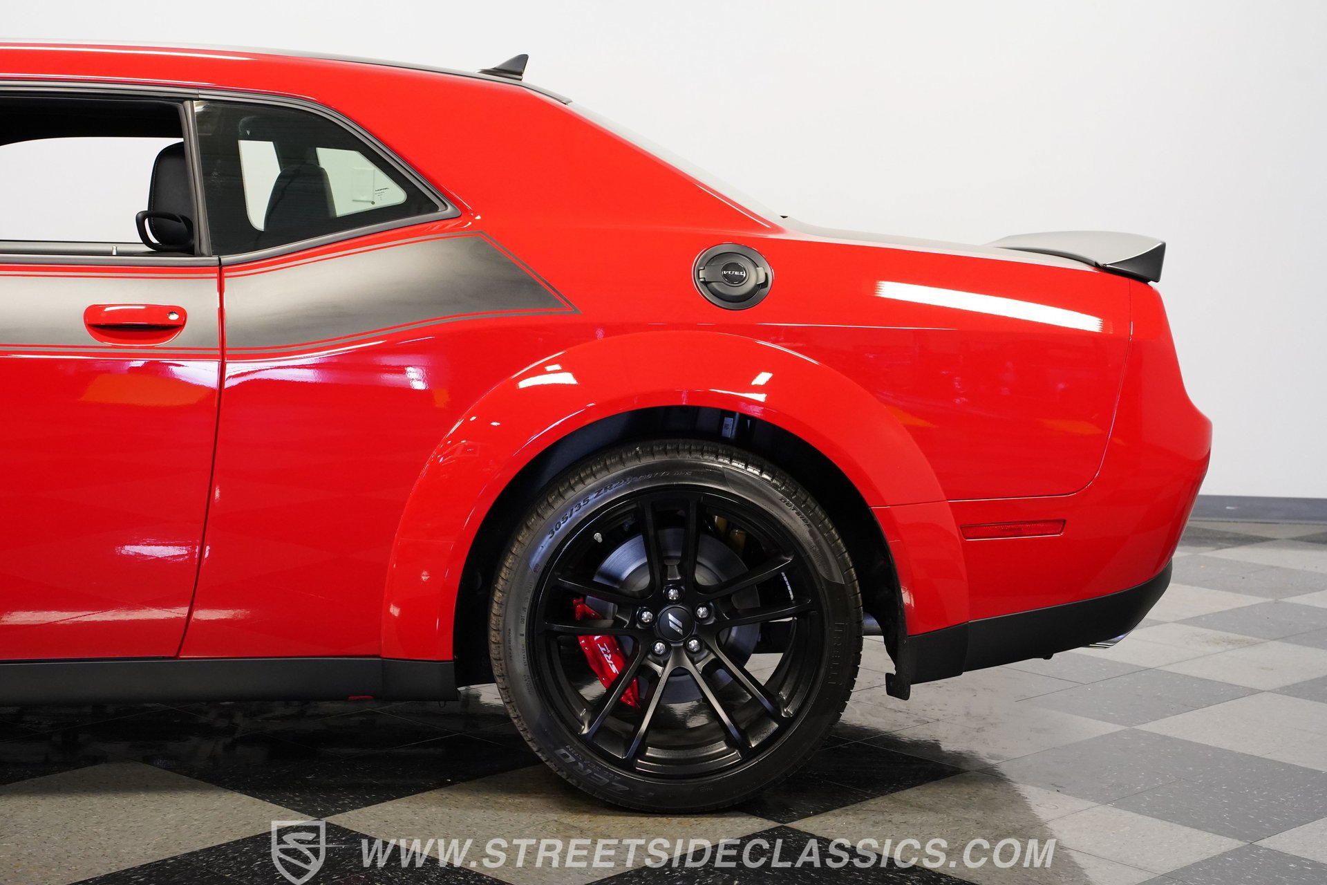 Used 2022 Dodge Challenger R/T Scat Pack RWD image 25