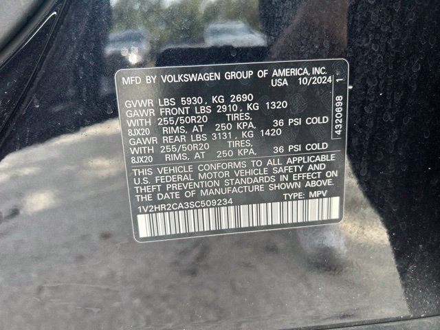 Used 2025 Volkswagen Atlas SE AWD/4WD image 22
