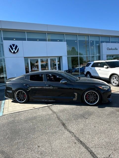 Used 2022 Kia Stinger GT1 w/ Red Interior Color Package AWD/4WD image 3
