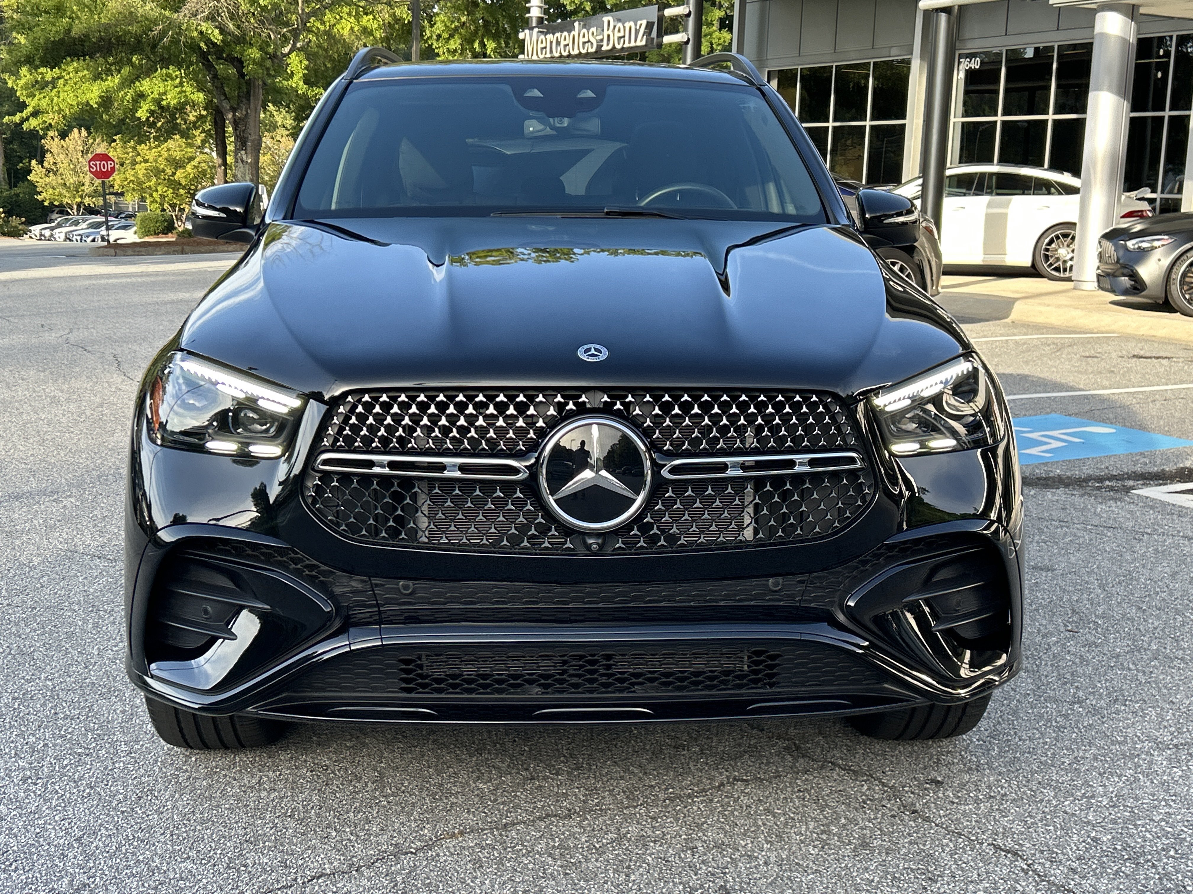 Certified 2025 Mercedes-Benz GLE 580 4MATIC image 3