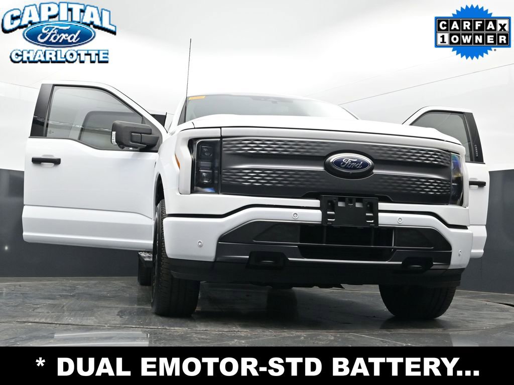 Used 2023 Ford F150 Lightning XLT AWD/4WD image 38