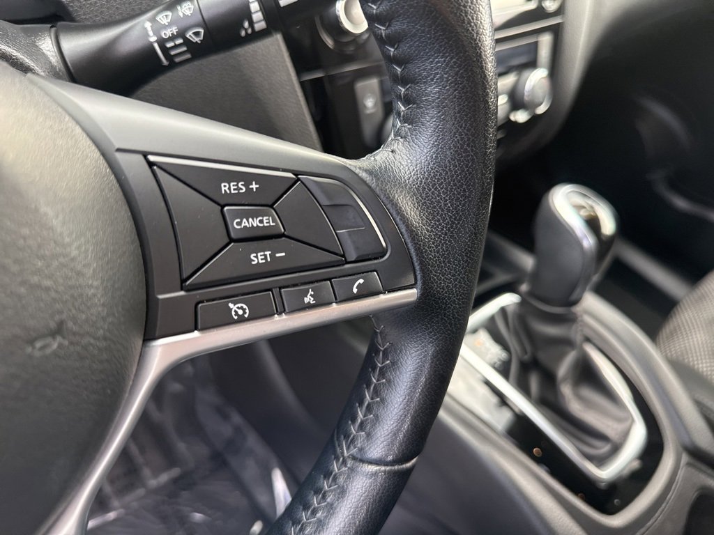 Used 2022 Nissan Rogue Sport SV image 24