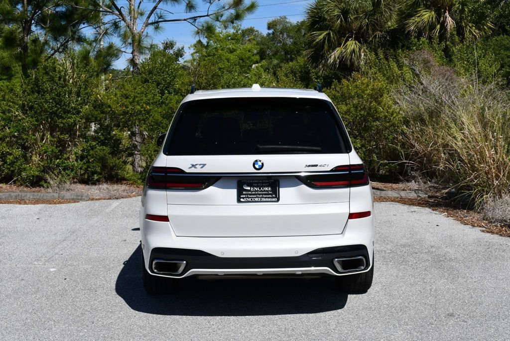 Used 2024 BMW X7 xDrive40i w/ M Sport Package image 5
