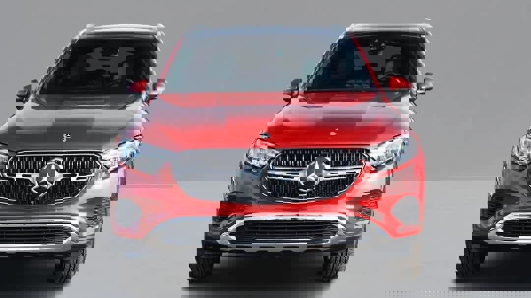 Certified 2023 Mercedes-Benz GLC 300 4MATIC image 2