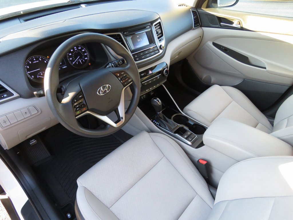 Used 2016 Hyundai Tucson SE w/ Option Group 02 image 11