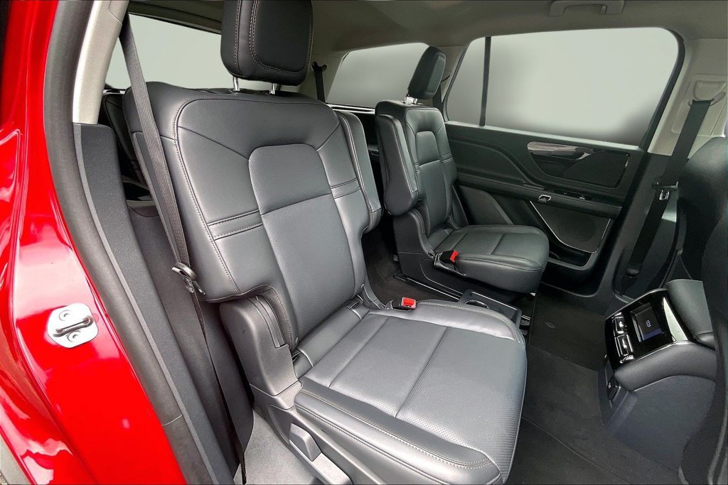 Used 2026 Lincoln Aviator 2WD image 27