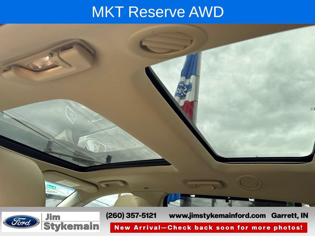 Used 2018 Lincoln MKT AWD w/ Technology Package image 9