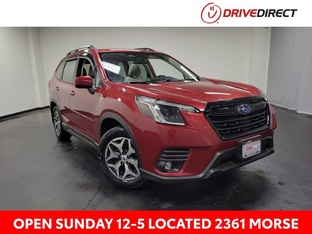 Used 2024 Subaru Forester Premium AWD/4WD image 1