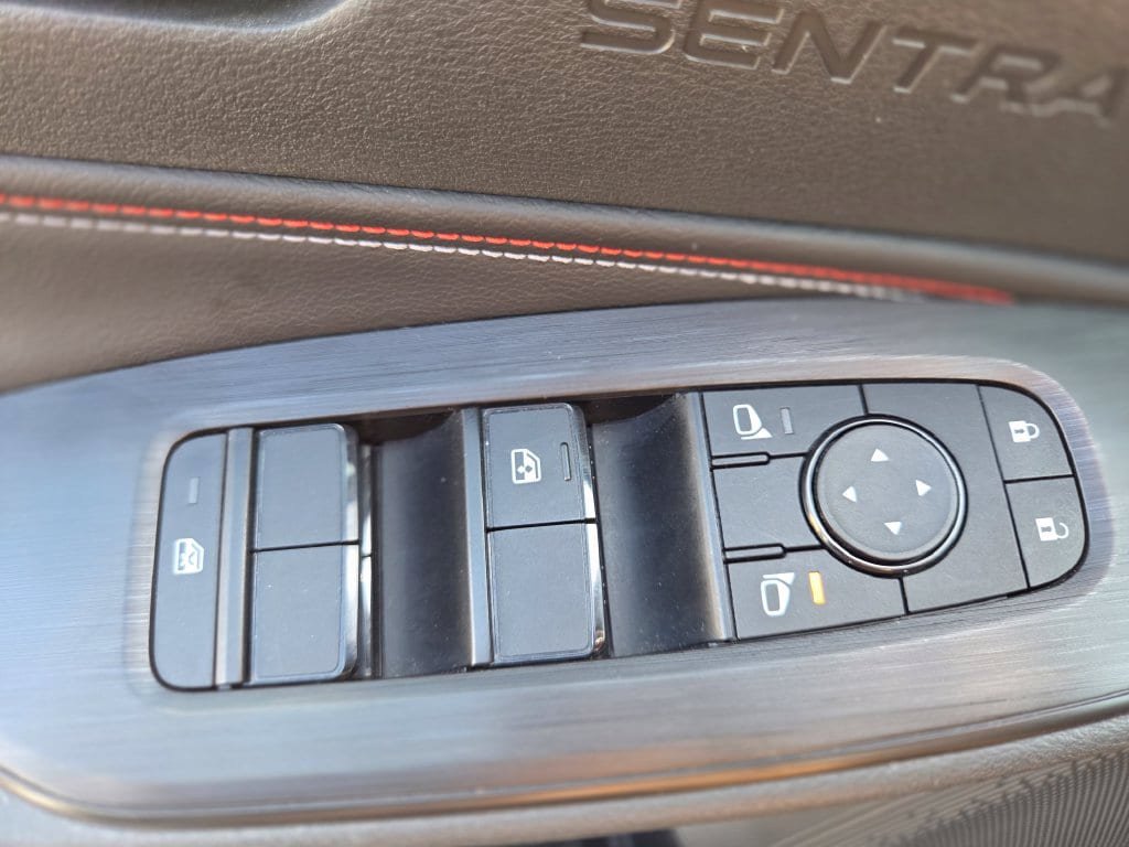 Used 2026 Nissan Sentra SR w/ Floor Mat Package FWD image 27