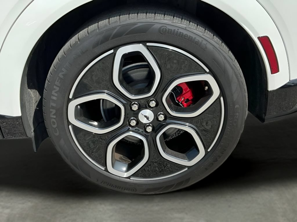 Used 2023 Ford Mustang Mach-E GT AWD/4WD image 27