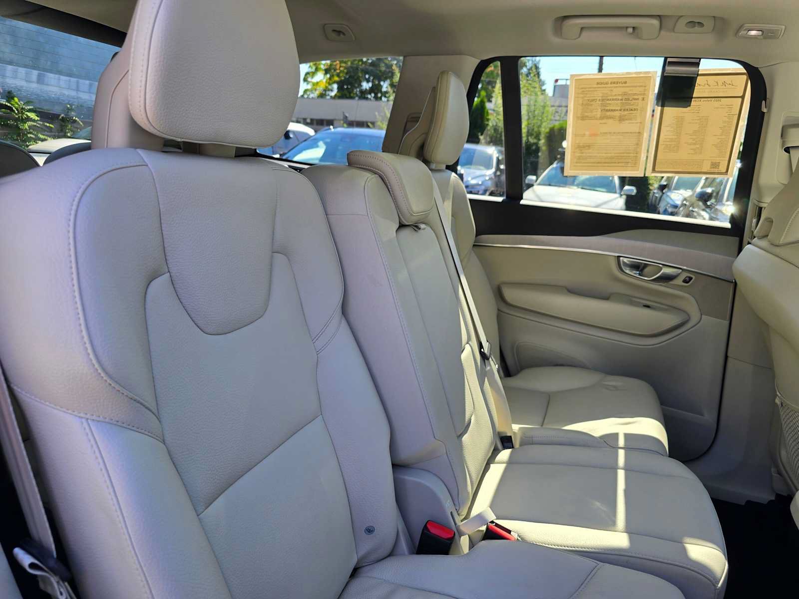 Used 2023 Volvo XC90 B5 Core w/ Protection Package Premier AWD/4WD image 14