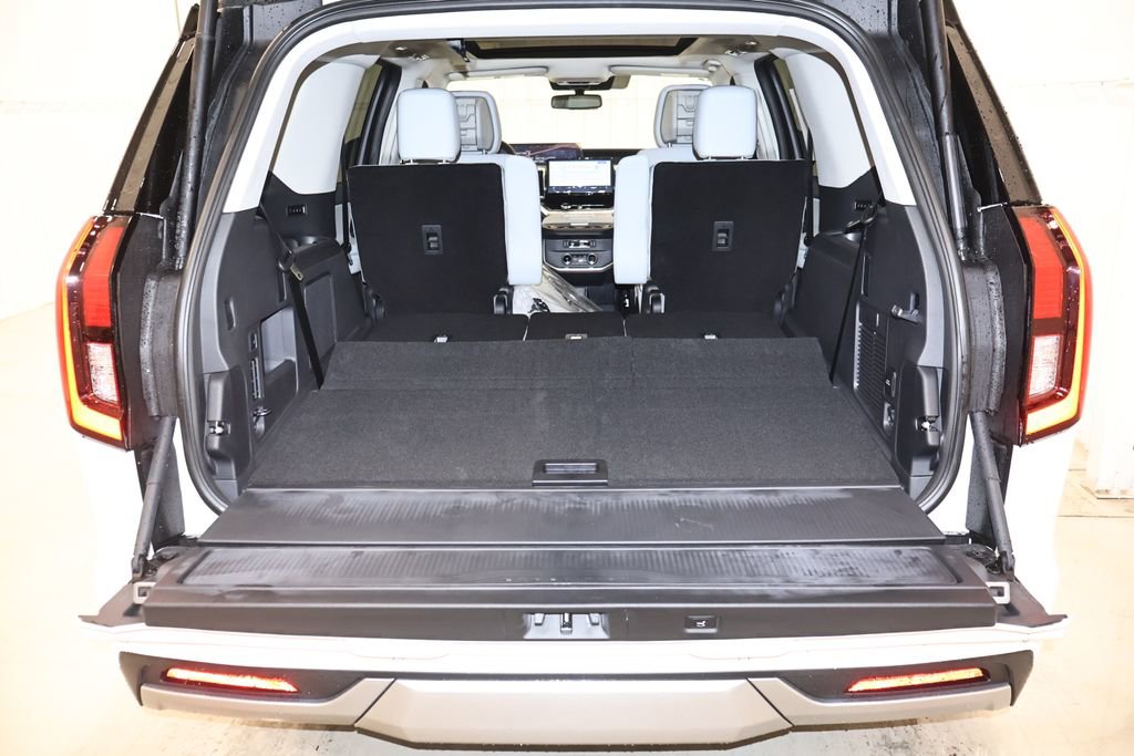 New 2026 Ford Expedition Platinum image 40