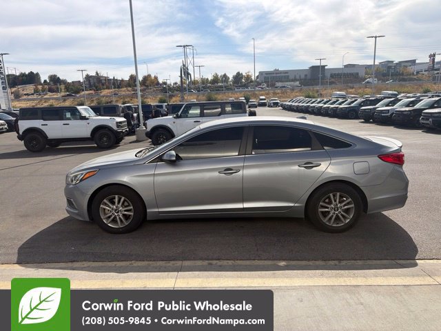 Used 2017 Hyundai Sonata SE FWD image 5