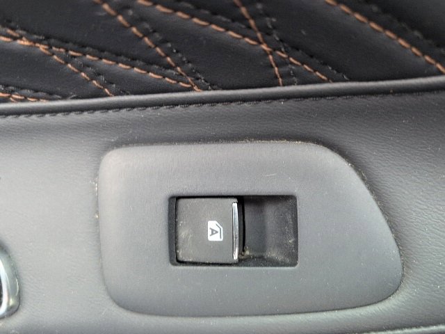 Used 2022 Toyota Avalon Limited image 26