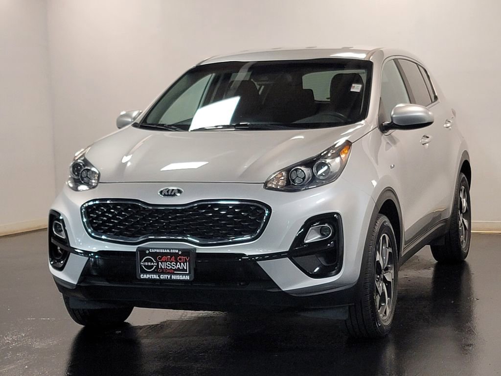 Used 2022 Kia Sportage LX image 4