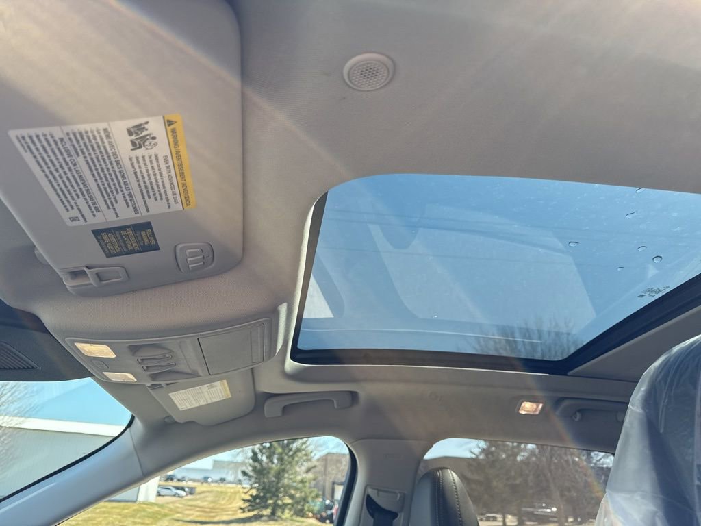 Used 2022 Ford Escape Titanium w/ Titanium Elite Package image 13