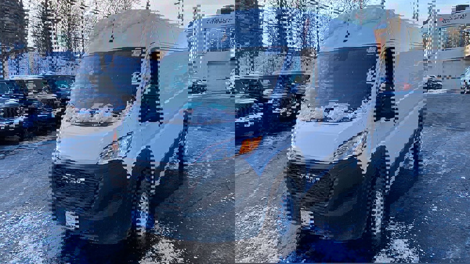 Used 2025 RAM ProMaster 2500 w/ Storage Group image 3