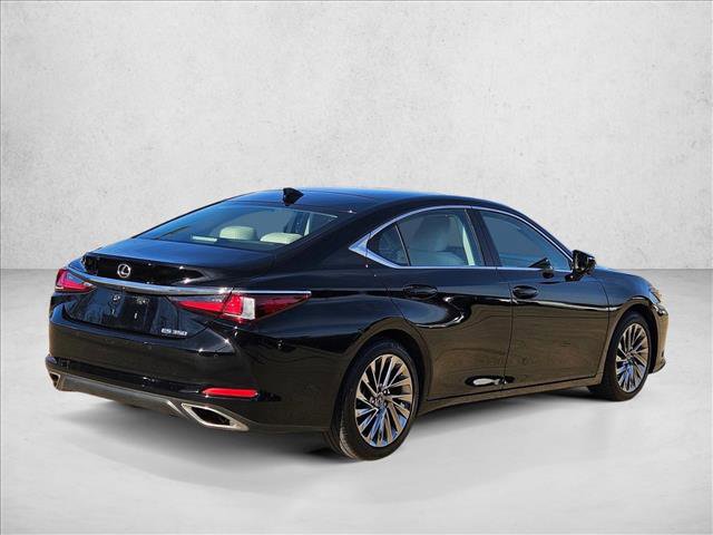 Used 2024 Lexus ES 350 w/ Luxury Package image 5