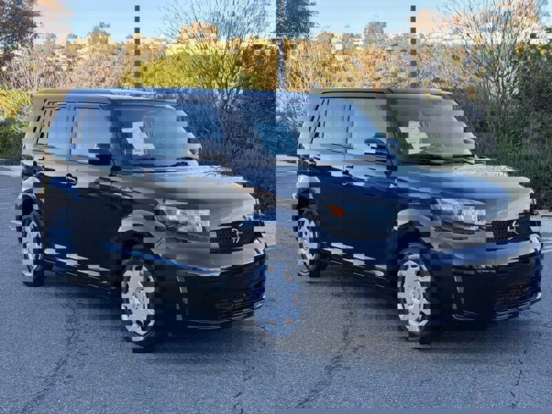 Used 2008 Scion xB image 8