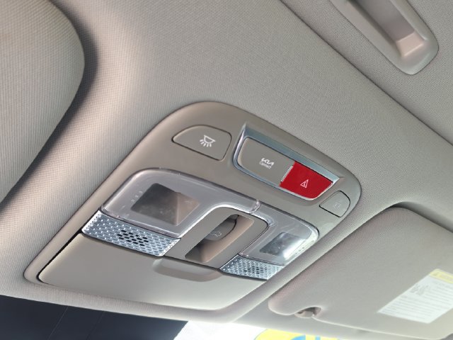 Certified 2025 Kia Telluride S FWD image 31