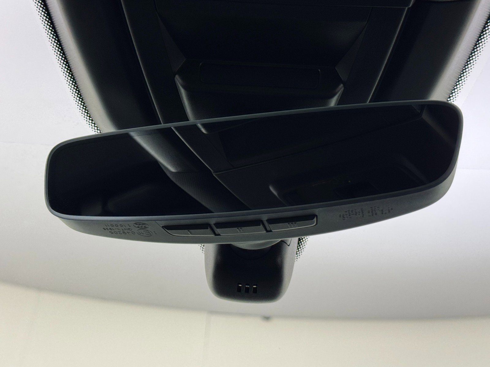 Used 2024 Porsche Cayenne w/ Technology Package image 35