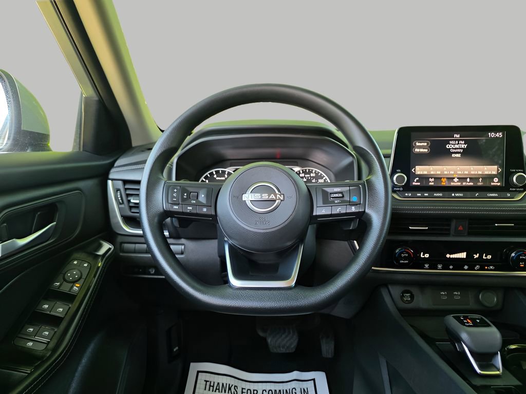 Used 2024 Nissan Rogue SV AWD/4WD image 18