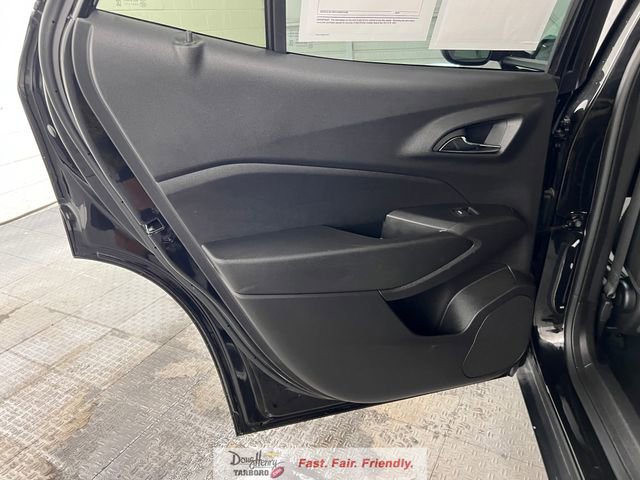 Used 2025 Chevrolet Trax LT image 31