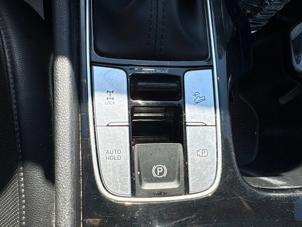Used 2023 Hyundai Santa Cruz Limited AWD/4WD image 23