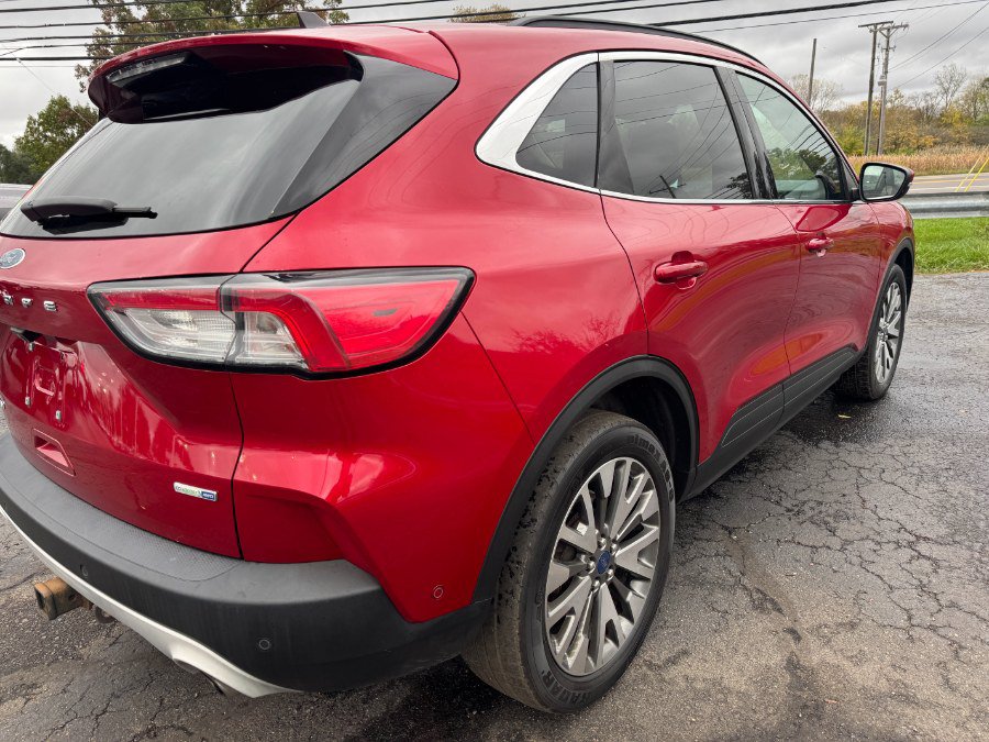 Used 2020 Ford Escape Titanium AWD/4WD image 11