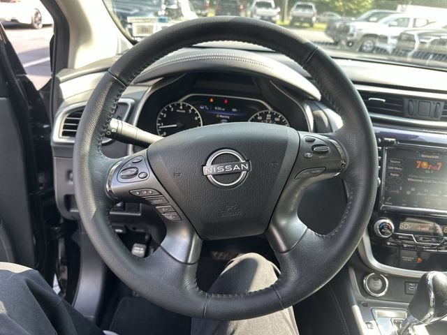 Used 2024 Nissan Murano SV AWD/4WD image 13