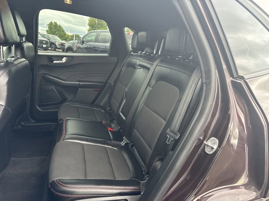 Used 2023 Ford Escape ST-Line w/ Tech Pack #1 AWD/4WD image 24